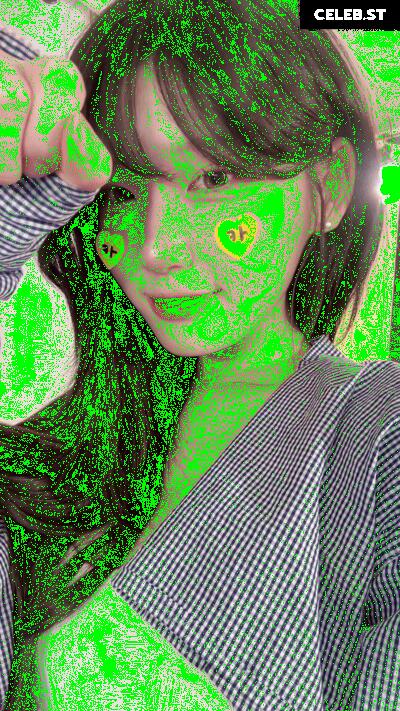 yule_.0.03 Image 23599975
