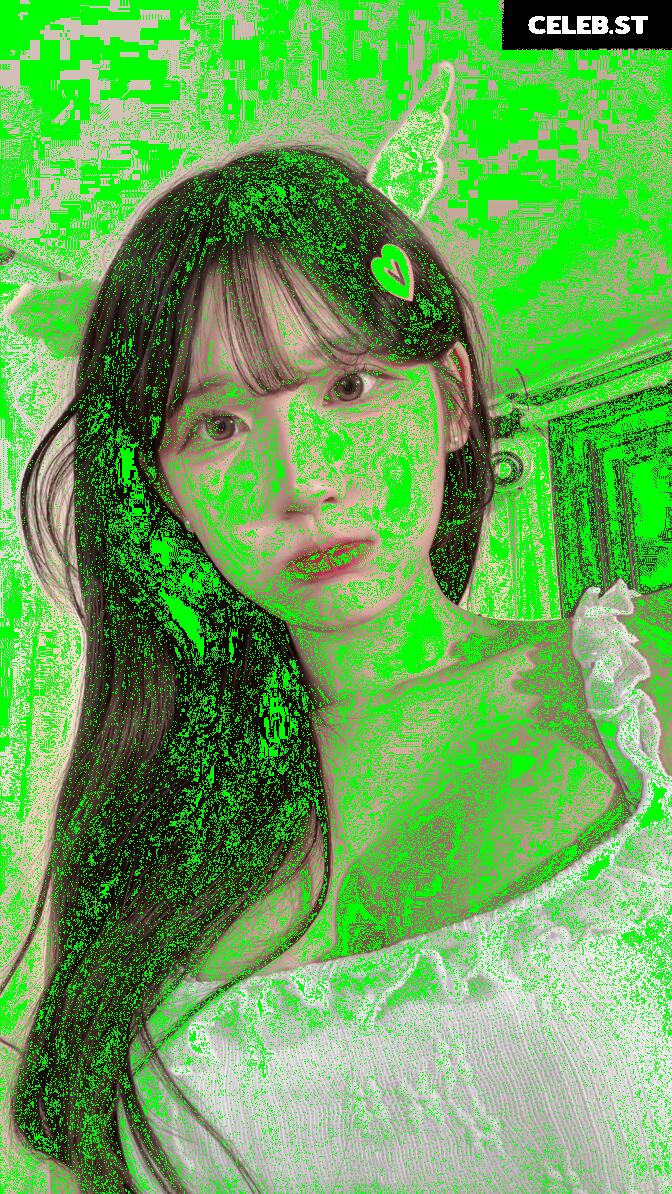 yule_.0.03 Image 23599844