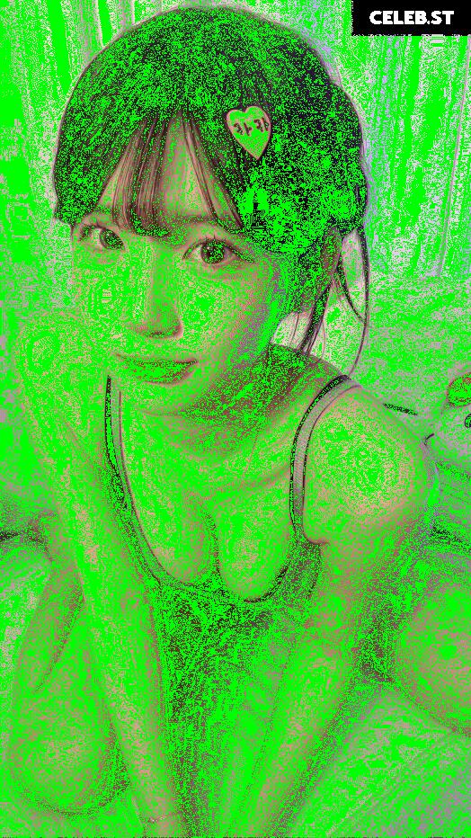 yule_.0.03 Image 23599521