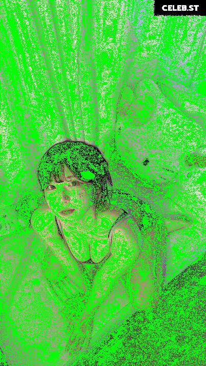 yule_.0.03 Image 23599501