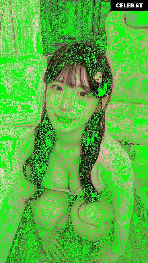 yule_.0.03 Image 23599721