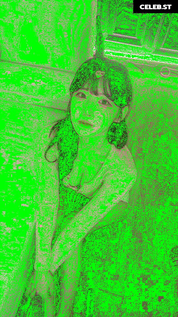 yule_.0.03 Image 23599739
