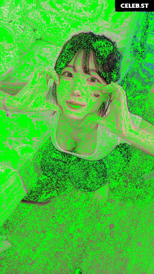 yule_.0.03 Image 23599688