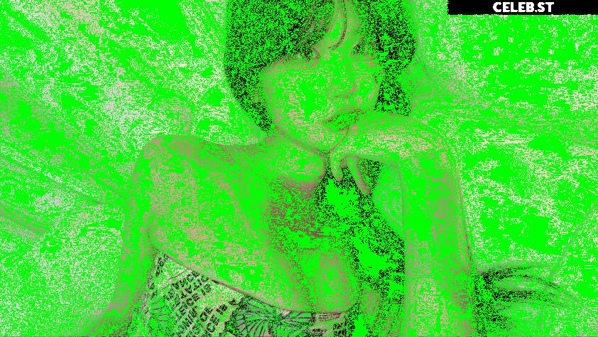 yule_.0.03 Image 23599629