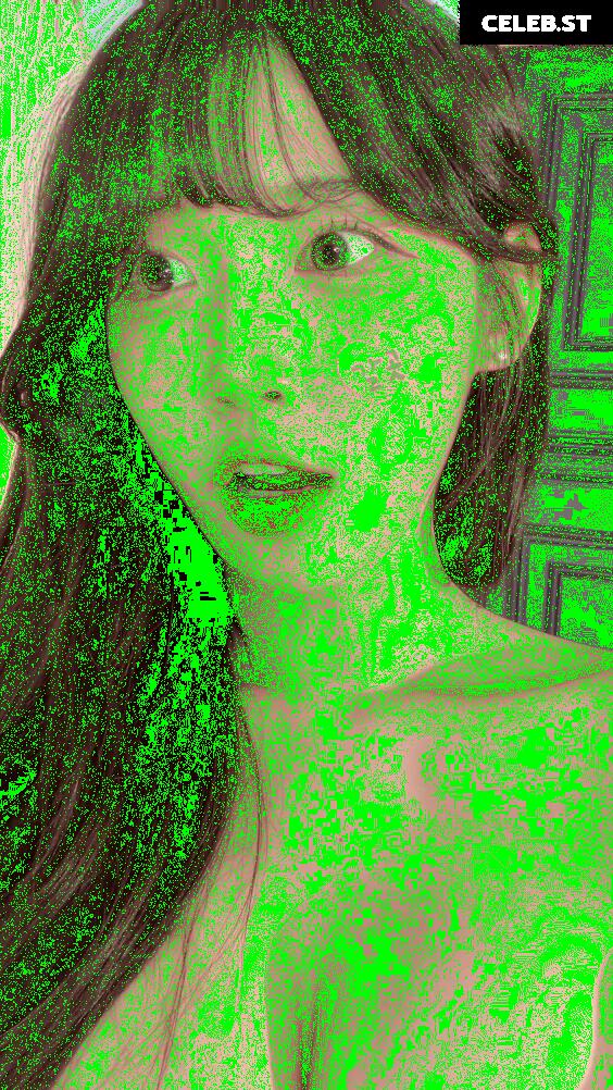 yule_.0.03 Image 23599604