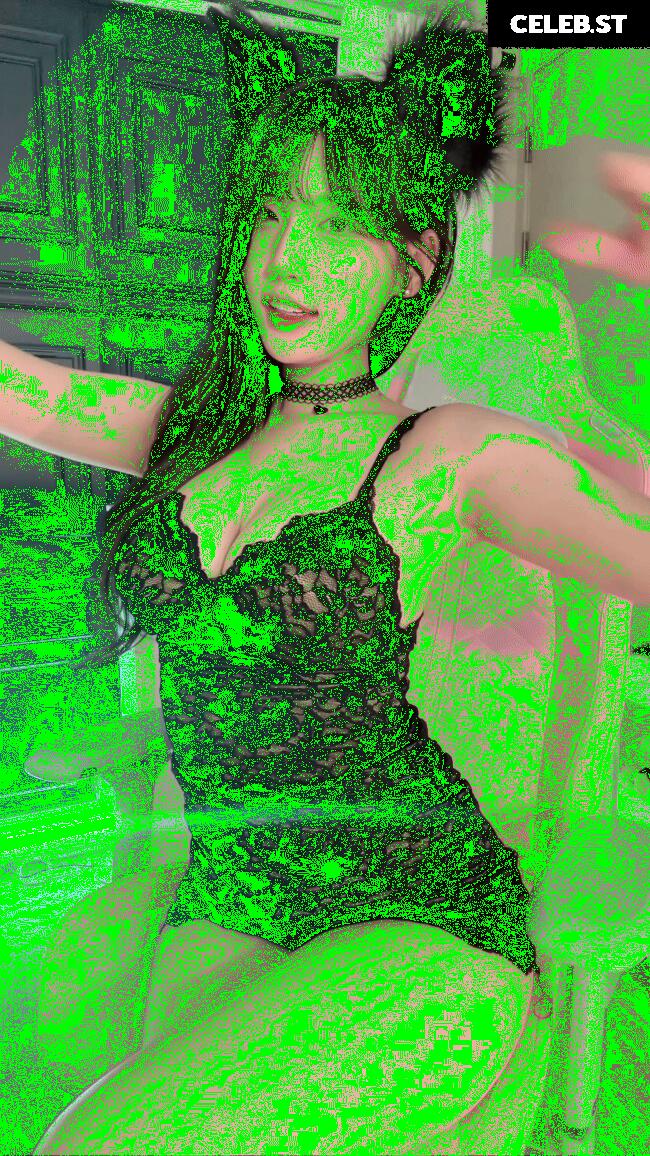 yule_.0.03 Image 23599180