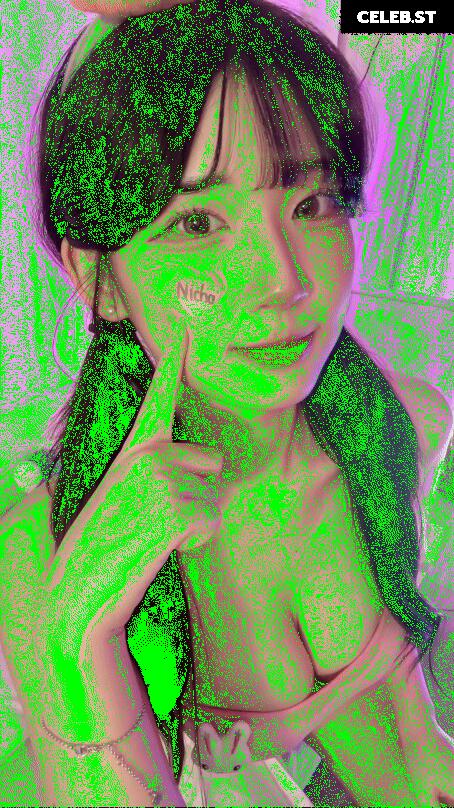 yule_.0.03 Image 23599376