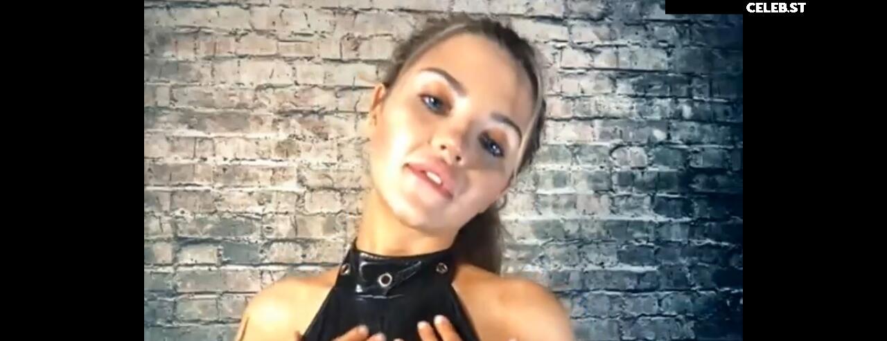 Lola Knight Image 23586051
