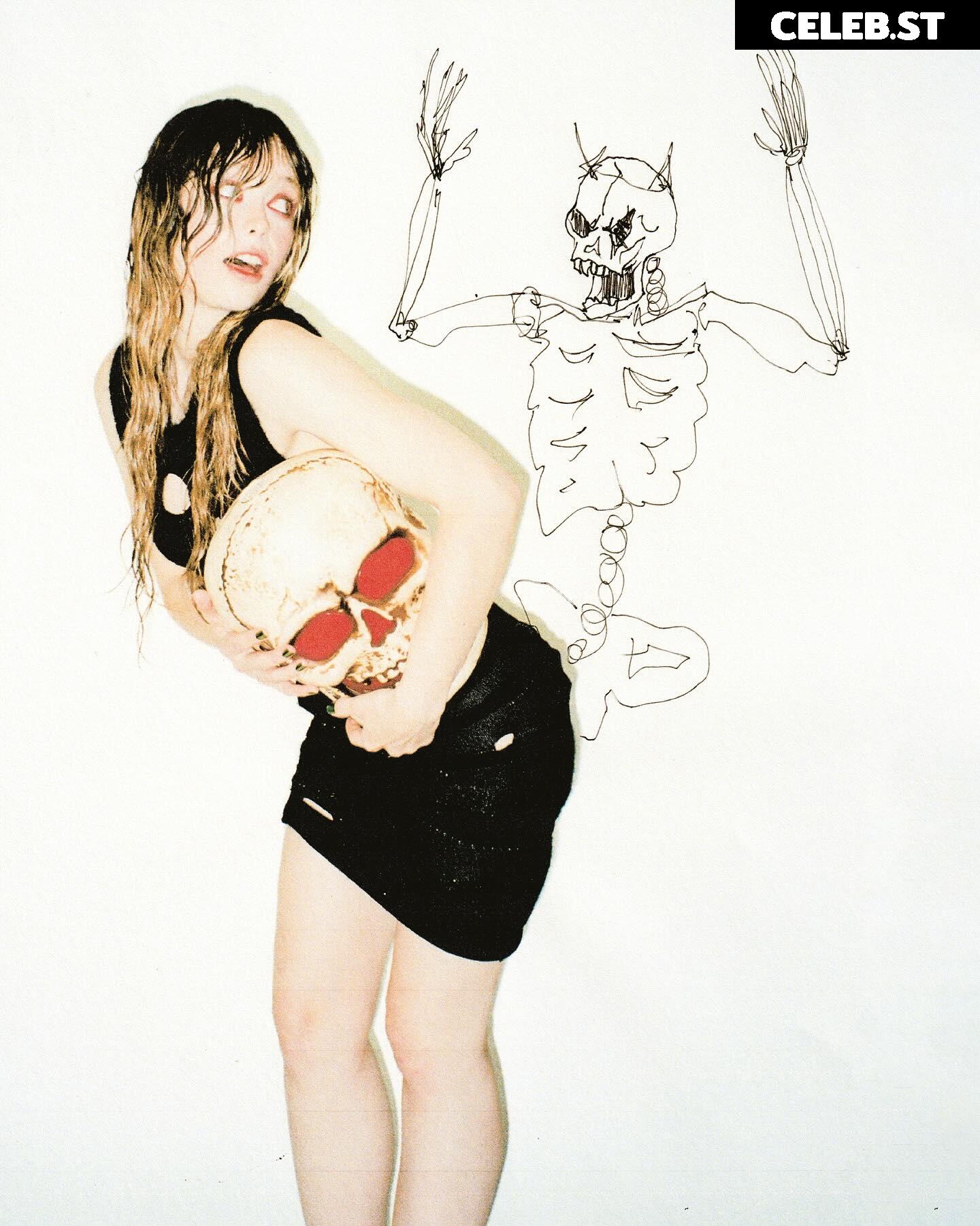 thestrawberrybutcher / SuzieSon / charlieisomething Image 23580750