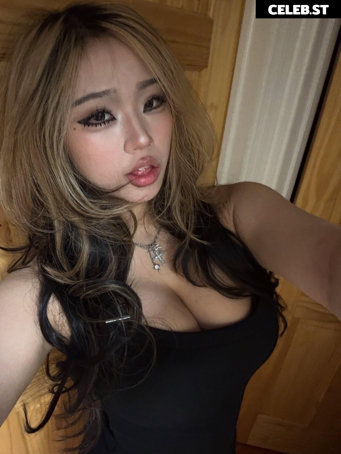 cellow111 | annie zheng Image 23450284