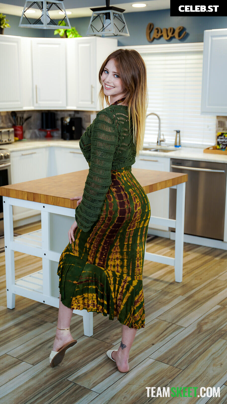 Lucy Foxx / Thefoxxlab Image 23466639