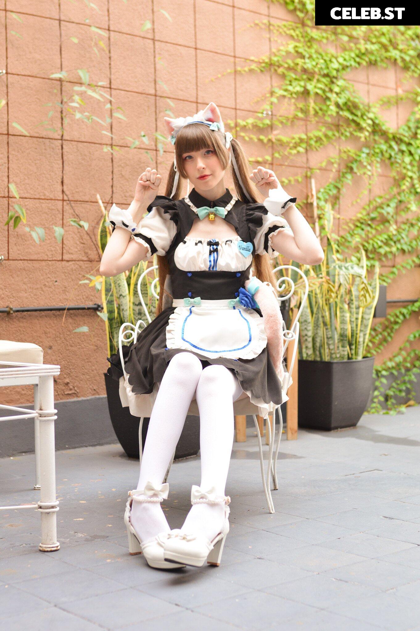 Kiki Glitter Cosplay Image 23461992