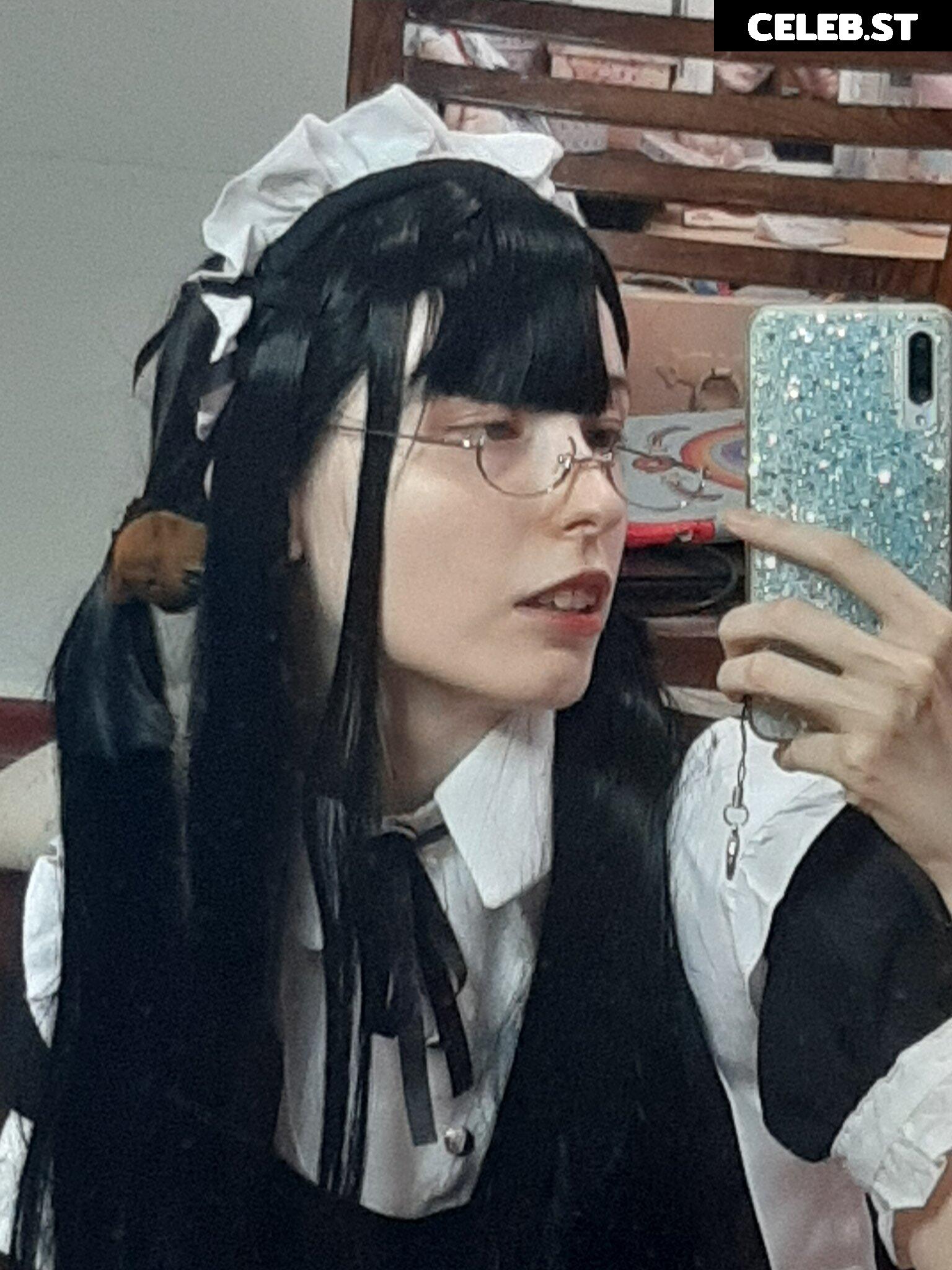 Kiki Glitter Cosplay Image 23461978