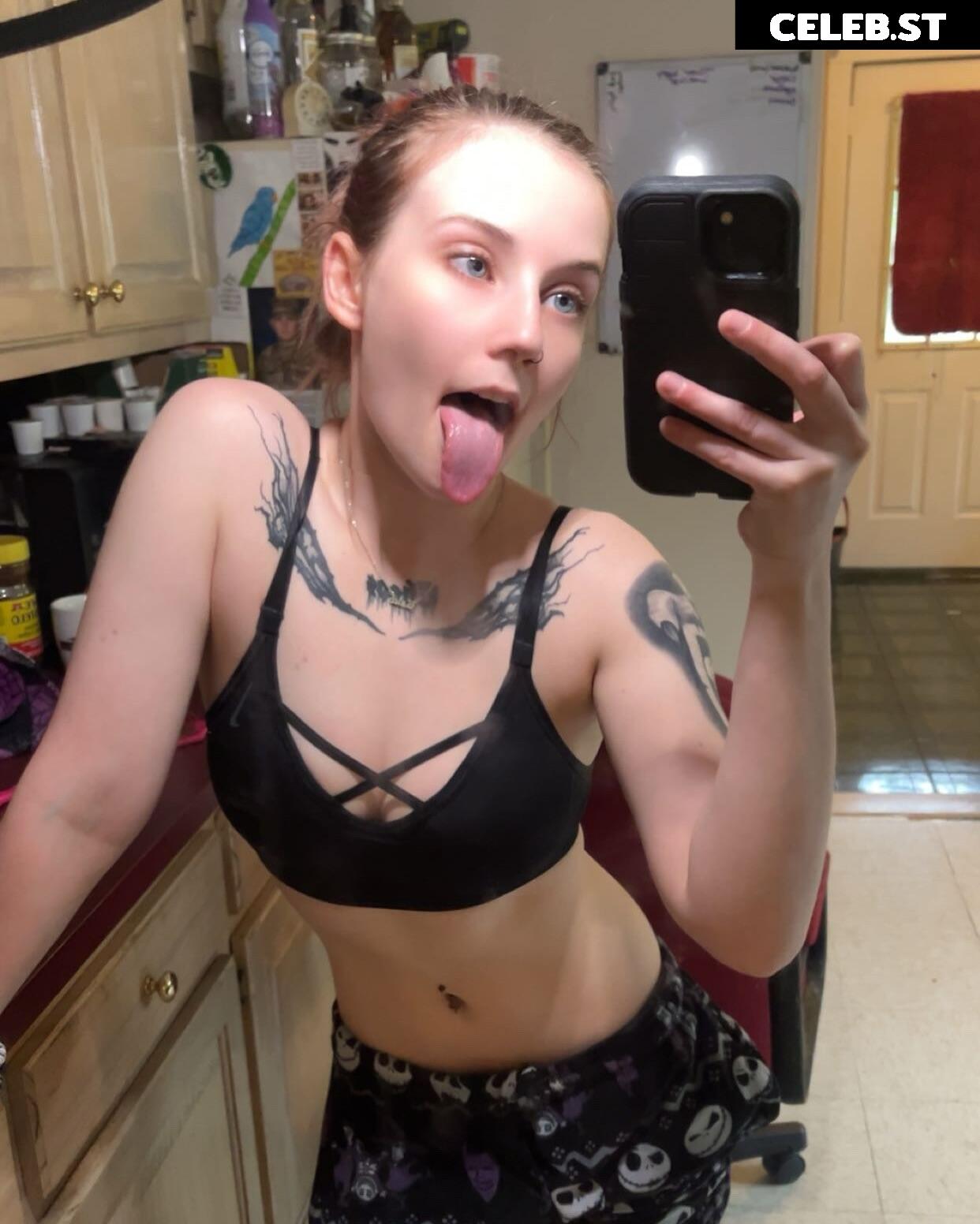 Carrie Cannie / carrie_cannie Image 23461271