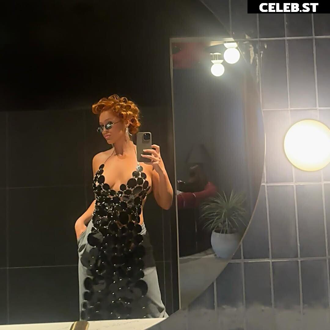 Elley Duhé Image 23463141