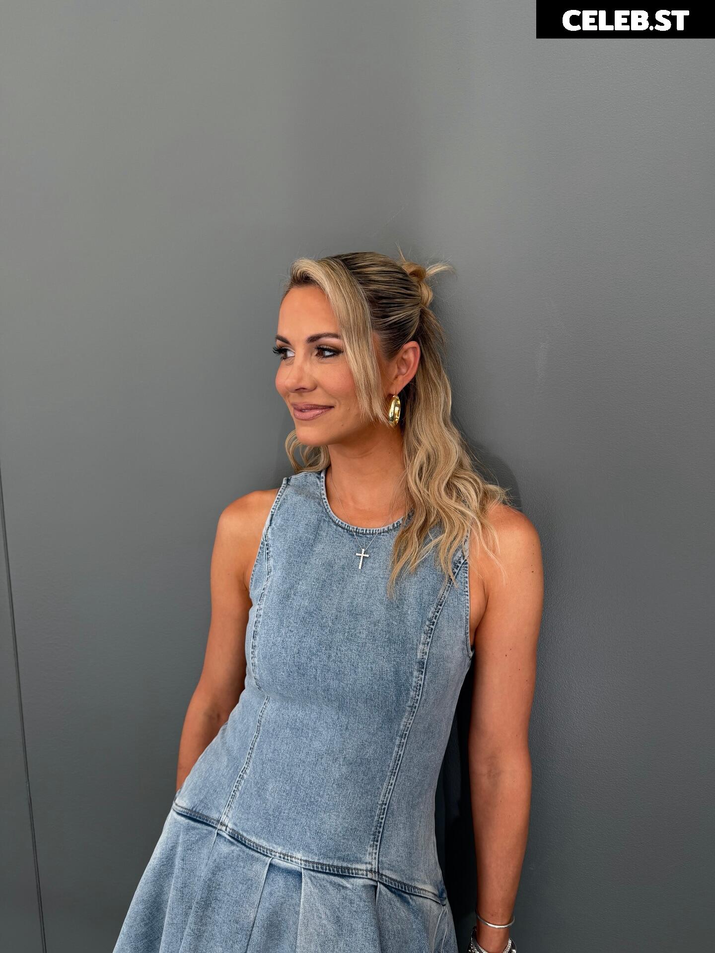Laura Rutledge Image 23463338