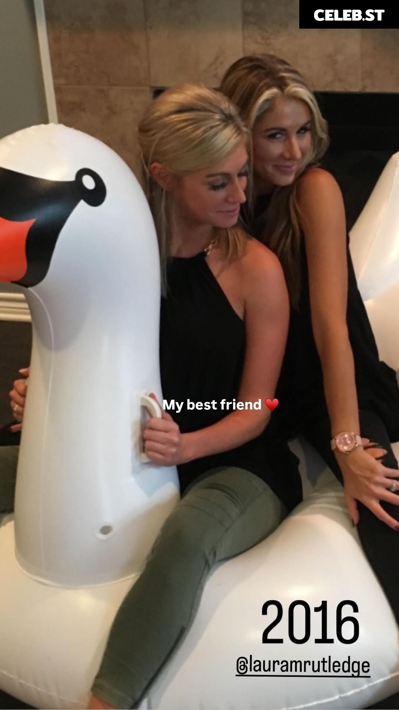 Laura Rutledge Image 23463261