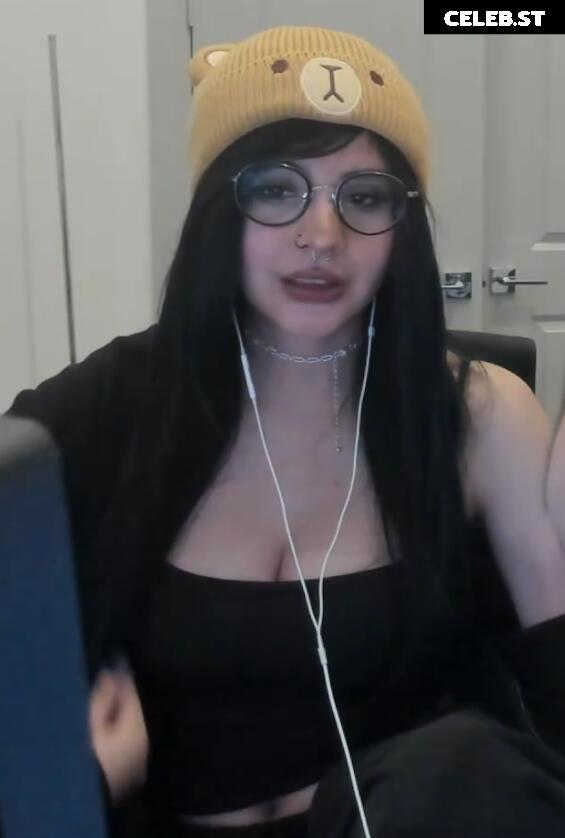 Gigi / Noodlenom (Pokelawls girlfriend) Image 23462846