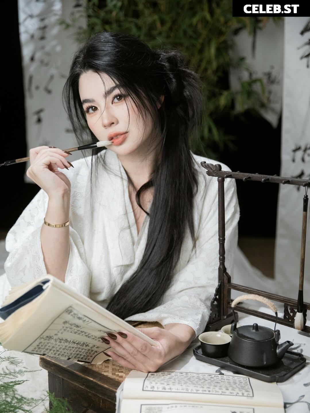 CarolineKwan Image 23462712