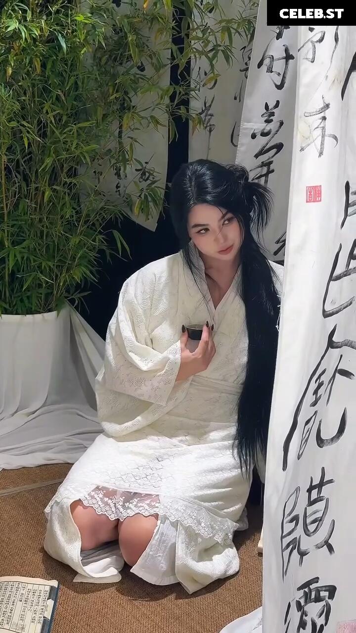 CarolineKwan Image 23462707
