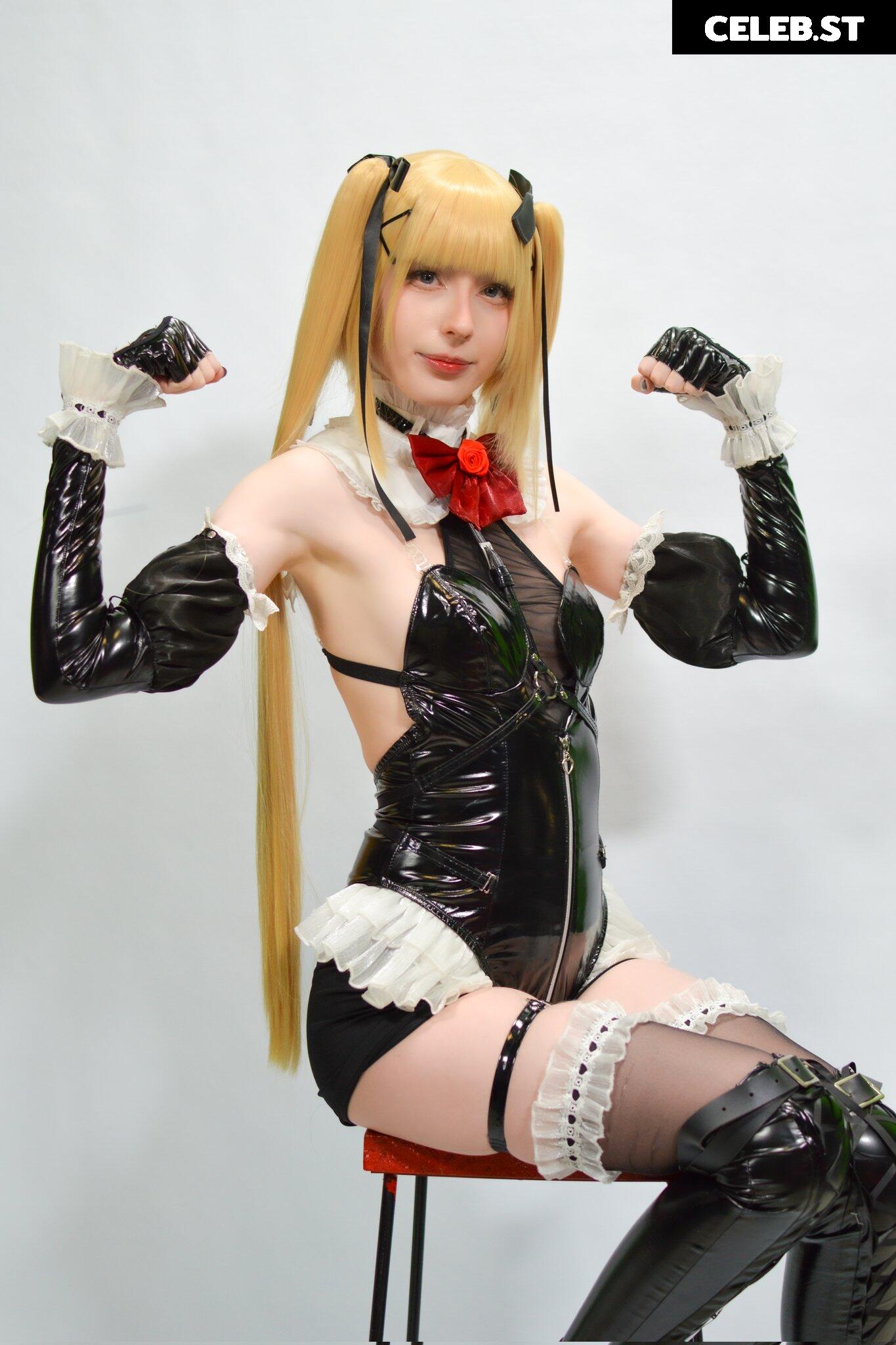 Kiki Glitter Cosplay Image 23462026