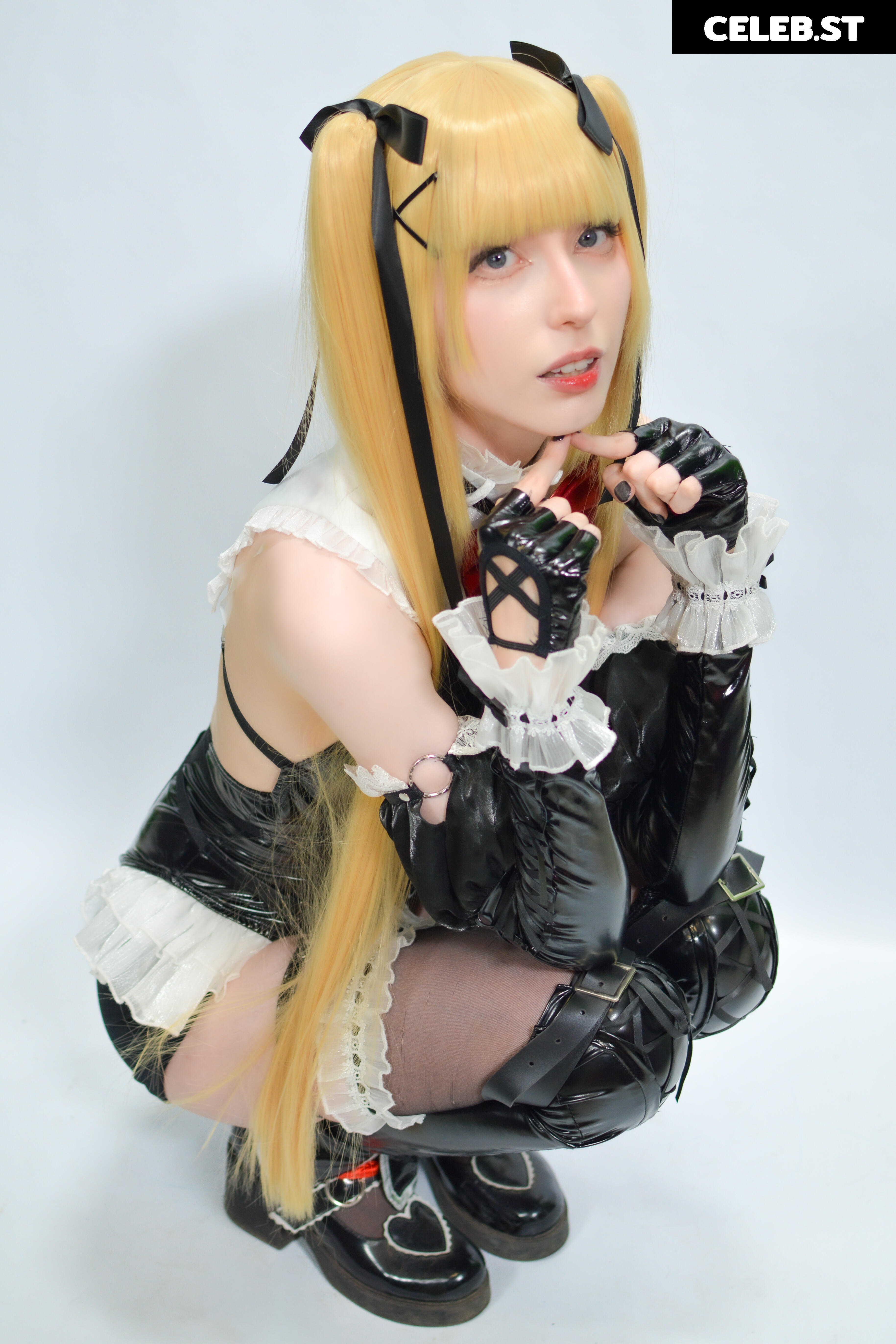 Kiki Glitter Cosplay Image 23462047