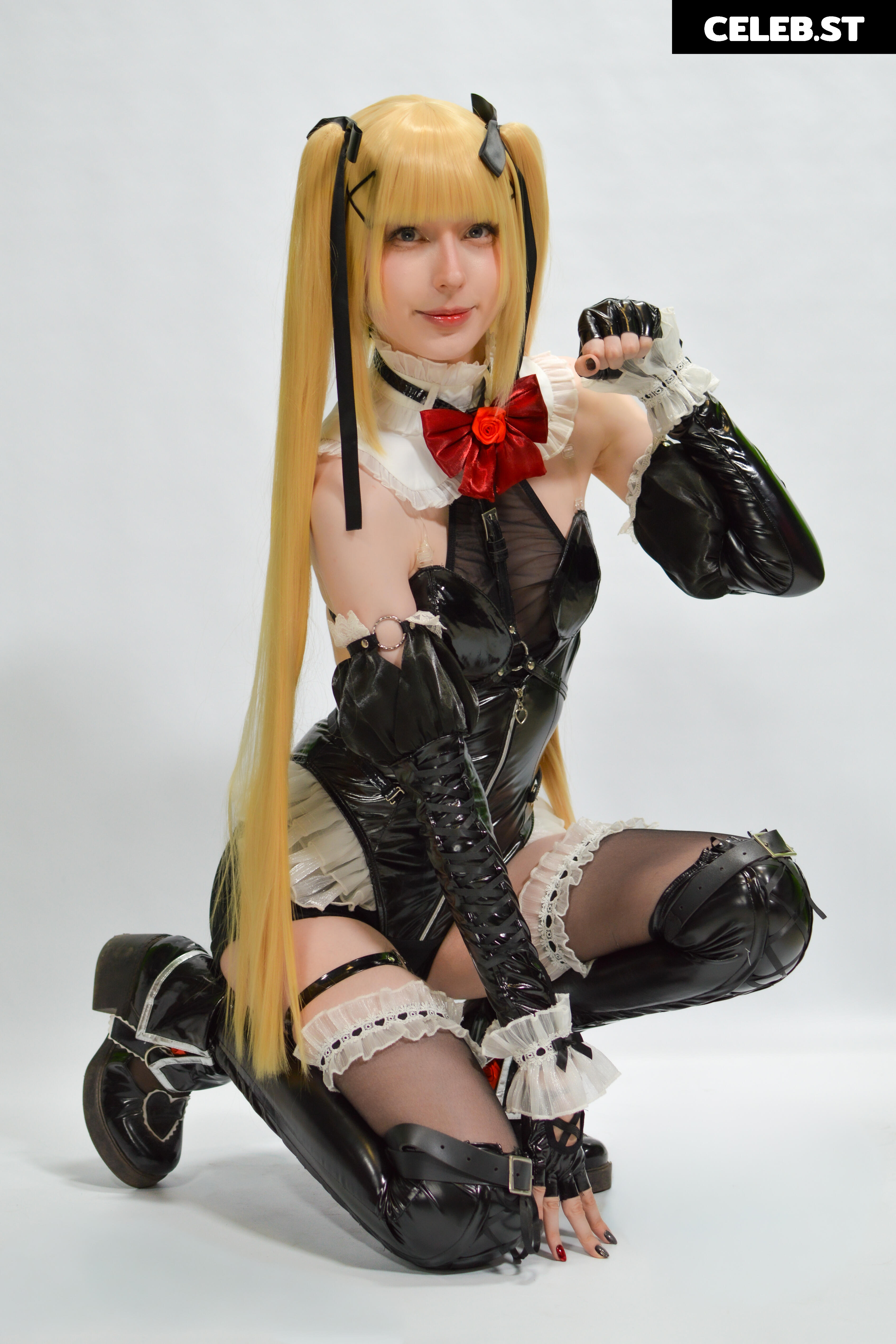 Kiki Glitter Cosplay Image 23462072