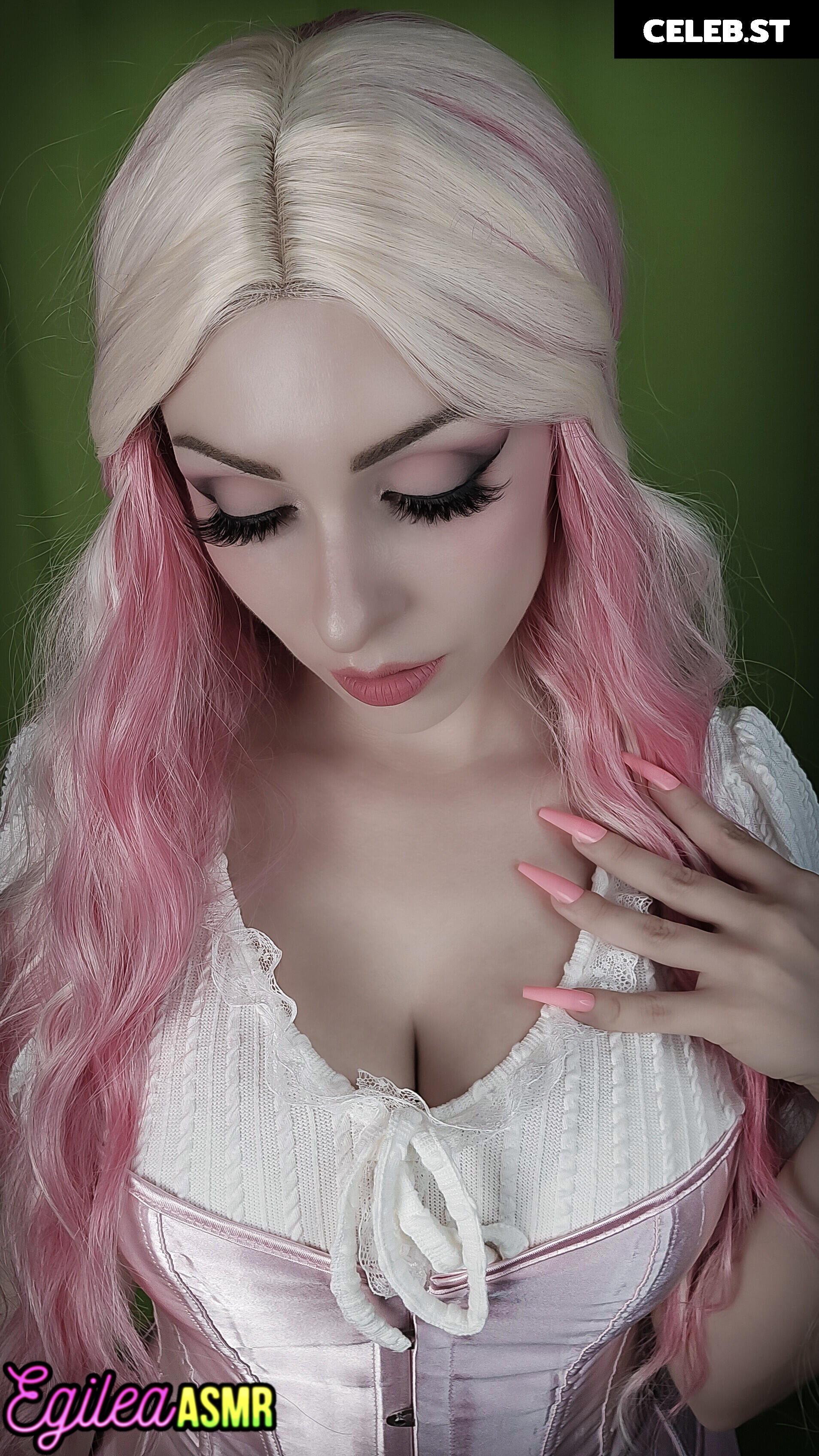 Egilea ASMR Image 23478191