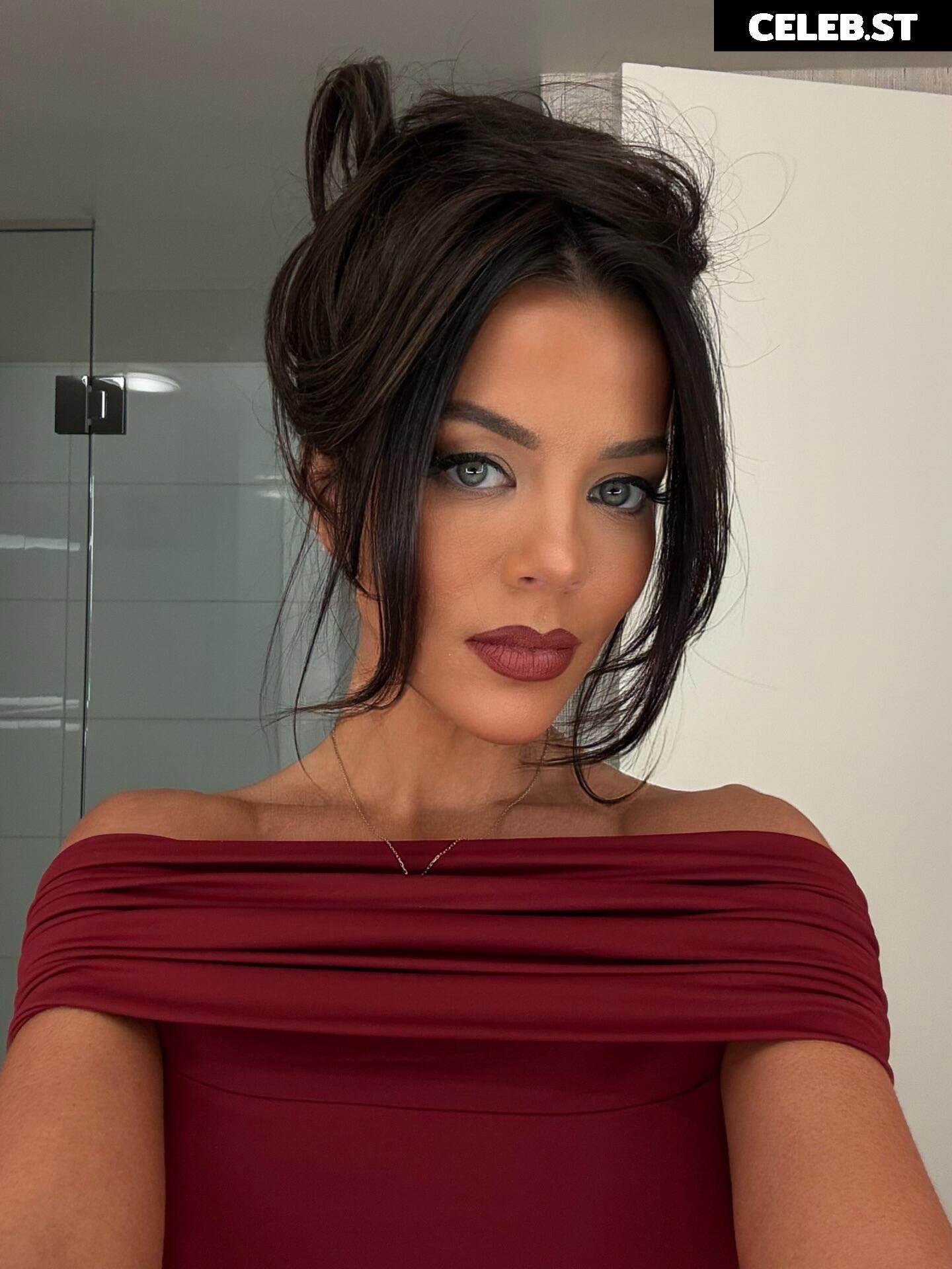Jackie Redmond Image 23474929