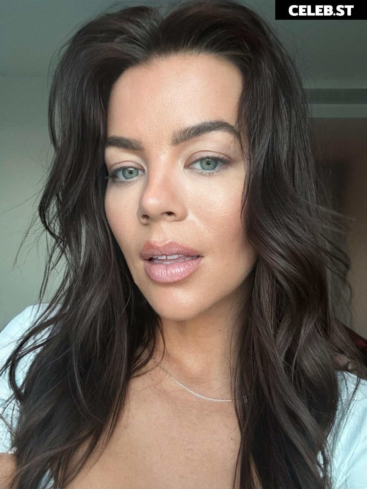 Jackie Redmond Image 23474831