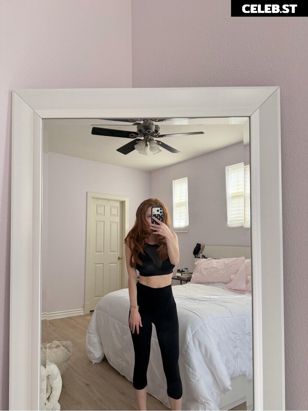 Francesca Capaldi (18) Image 23474562