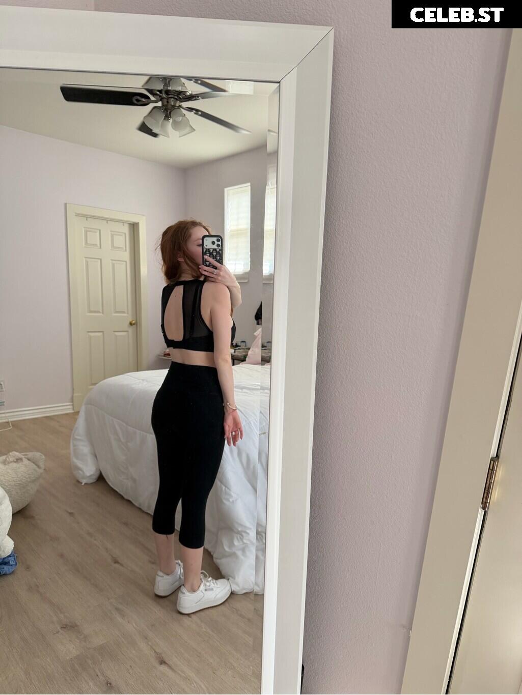 Francesca Capaldi (18) Image 23474559