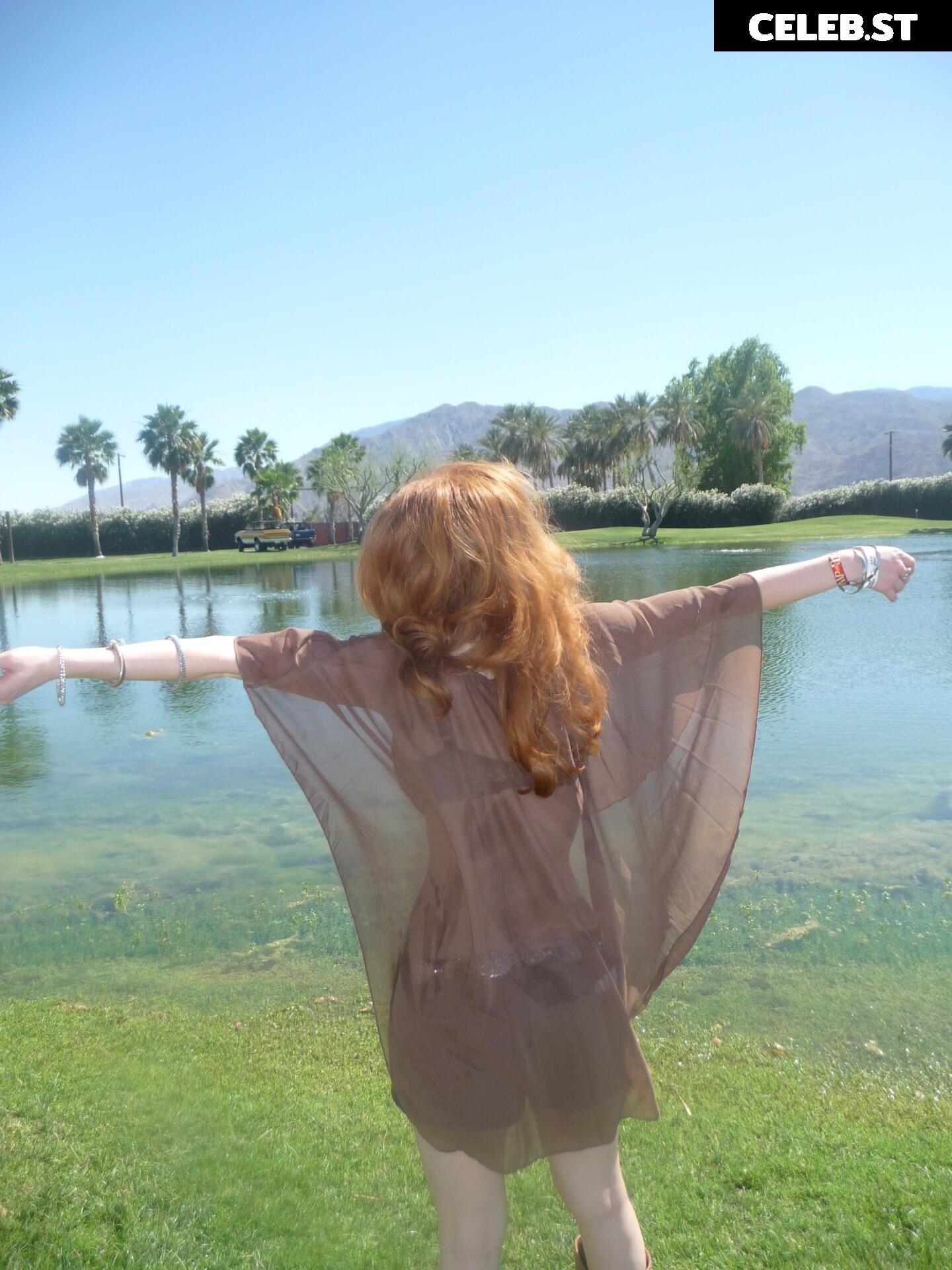 Francesca Capaldi (18) Image 23474541