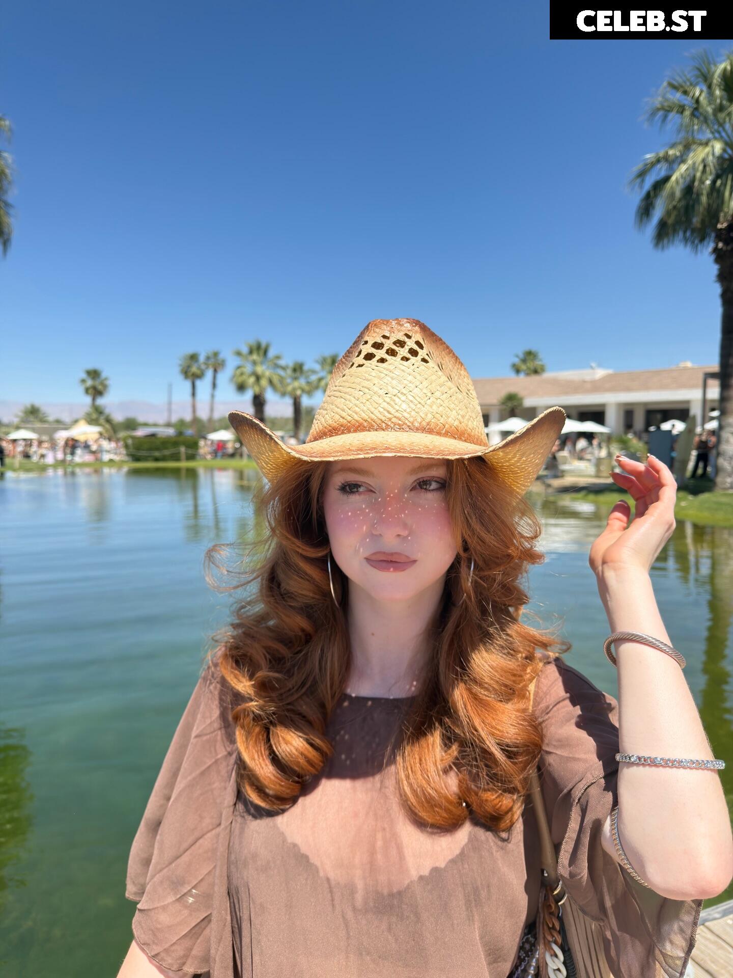 Francesca Capaldi (18) Image 23474548