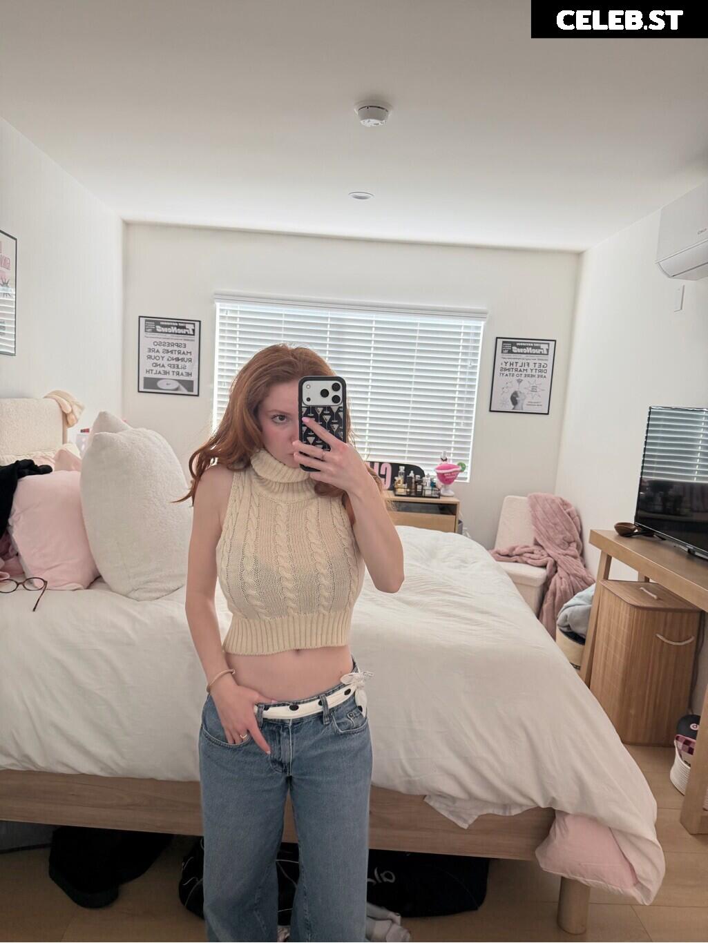 Francesca Capaldi (18) Image 23474574