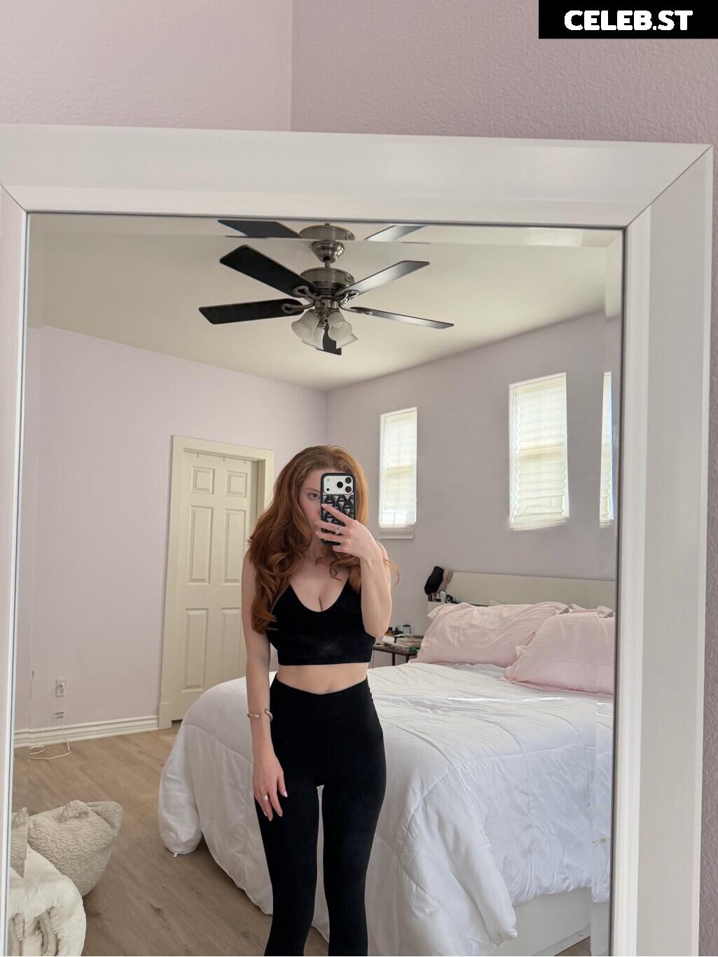 Francesca Capaldi (18) Image 23474578