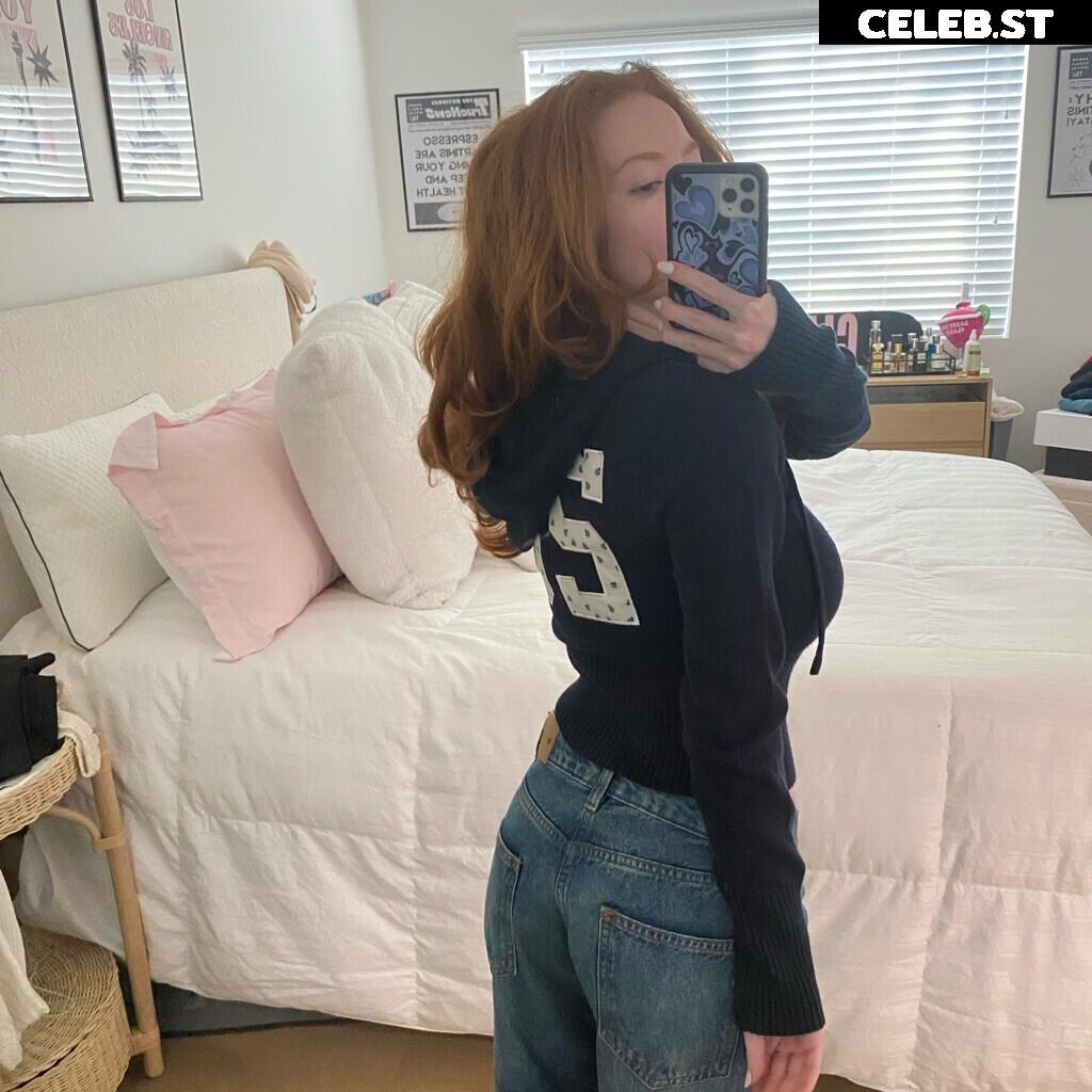 Francesca Capaldi (18) Image 23474406