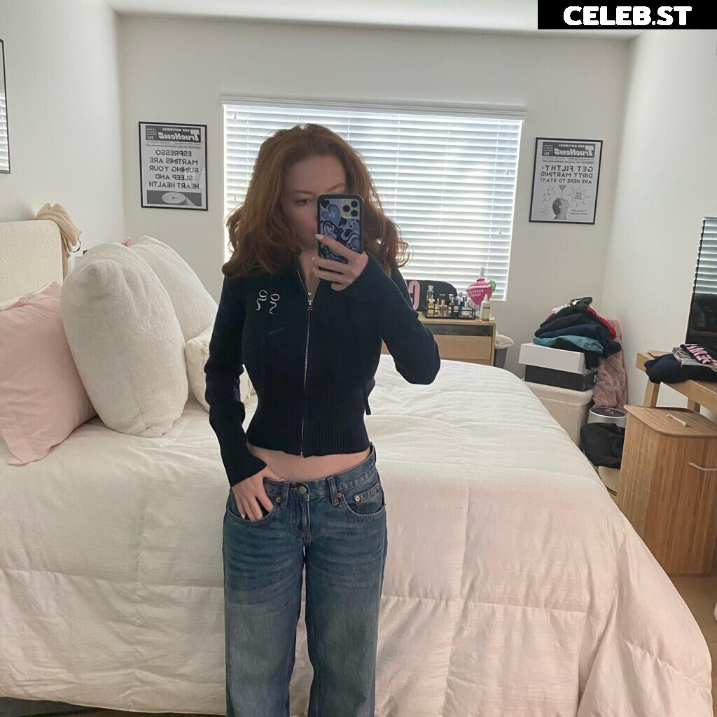 Francesca Capaldi (18) Image 23474408