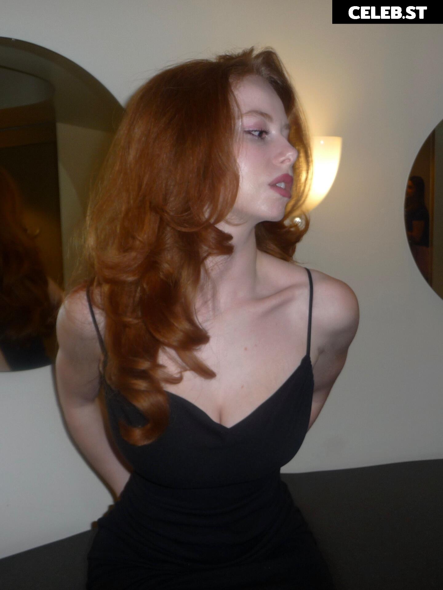 Francesca Capaldi (18) Image 23474442