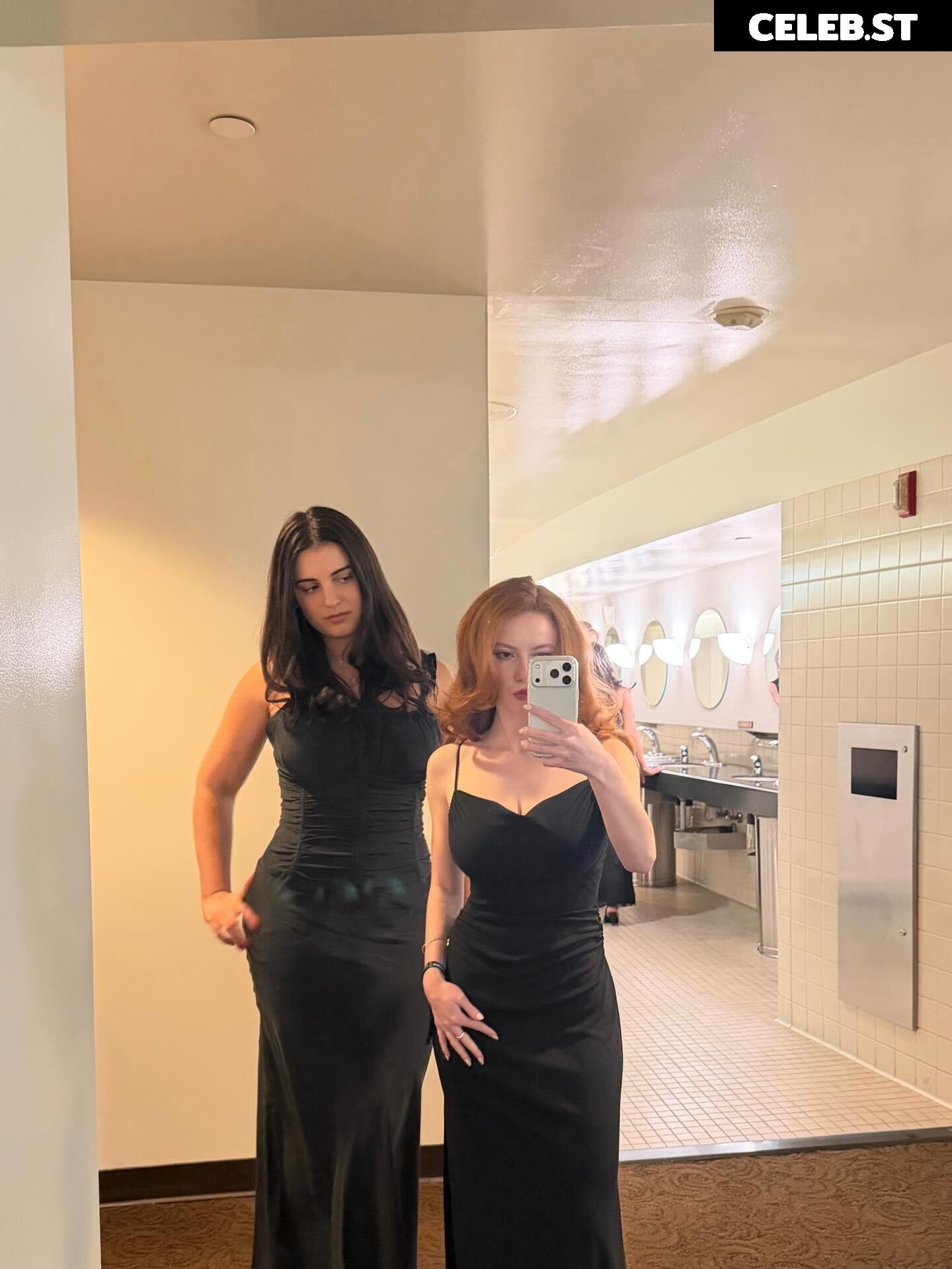 Francesca Capaldi (18) Image 23474477