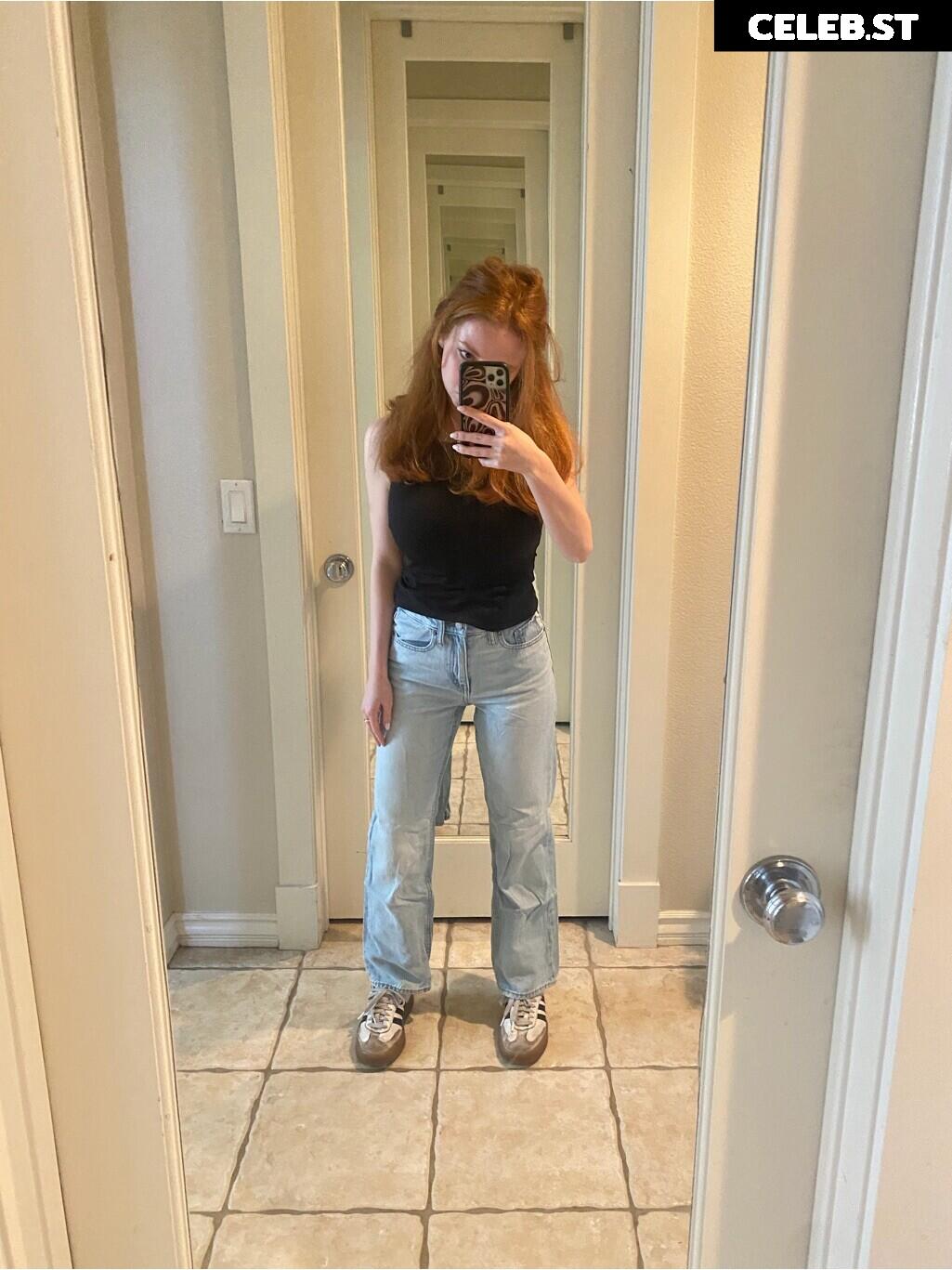 Francesca Capaldi (18) Image 23474620