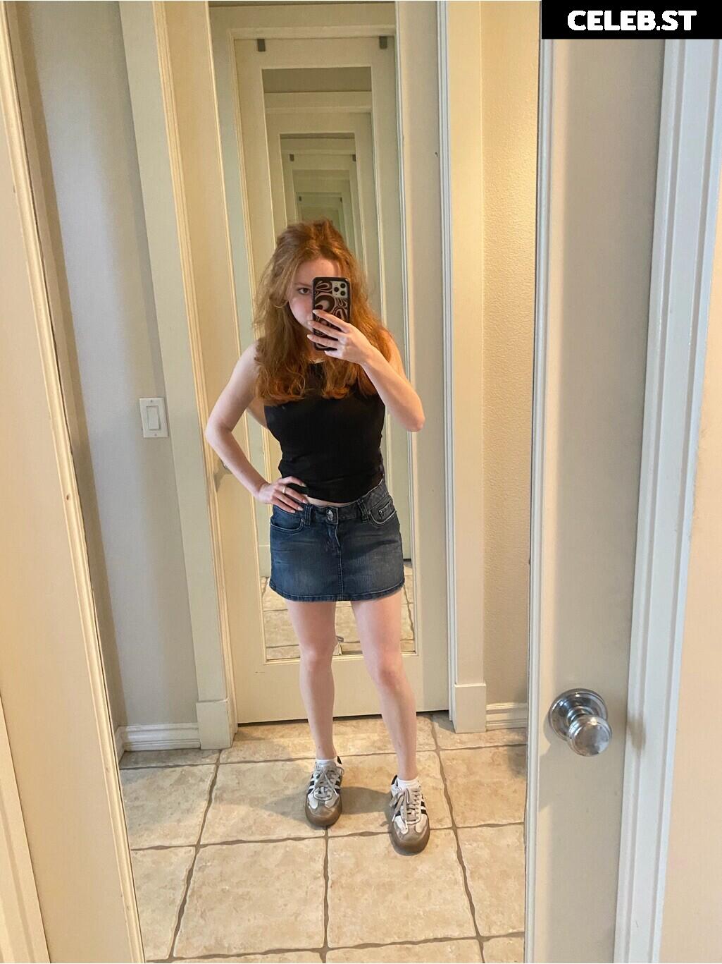 Francesca Capaldi (18) Image 23474629