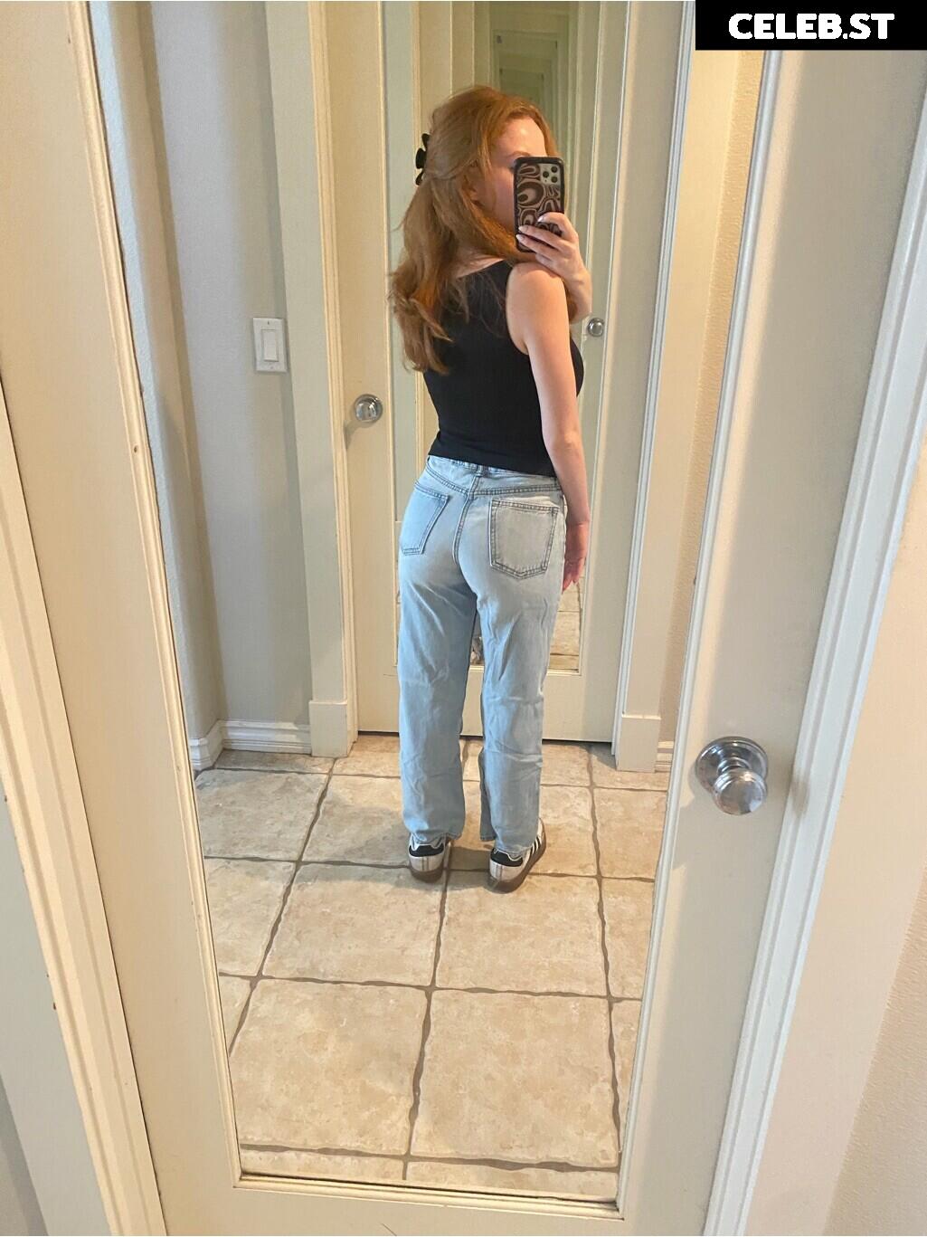 Francesca Capaldi (18) Image 23474610