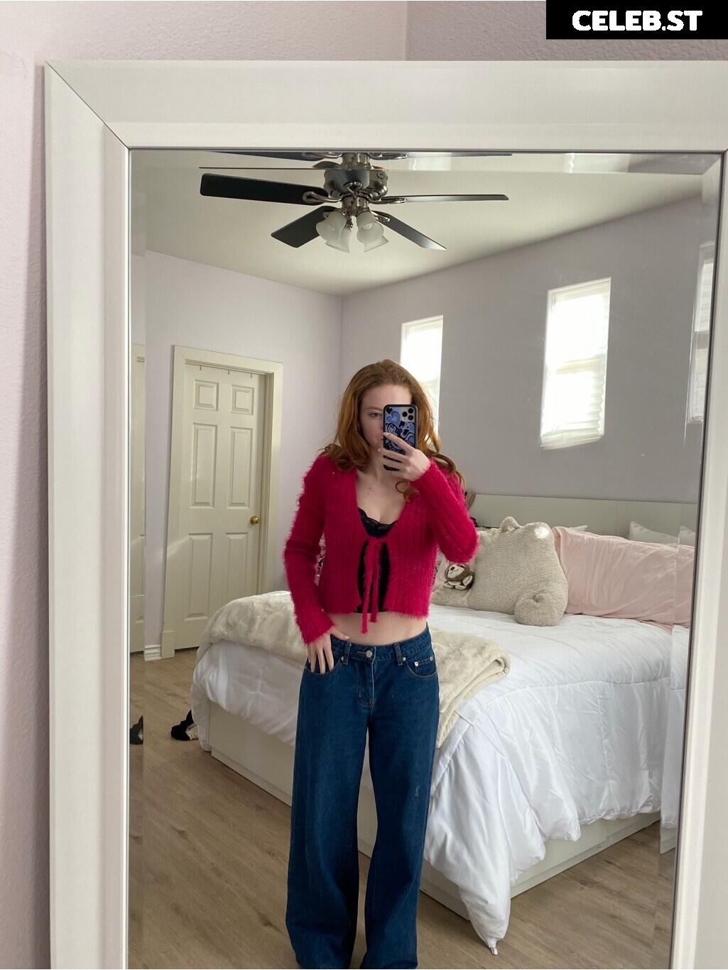 Francesca Capaldi (18) Image 23474600