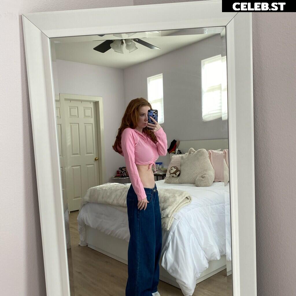 Francesca Capaldi (18) Image 23474391