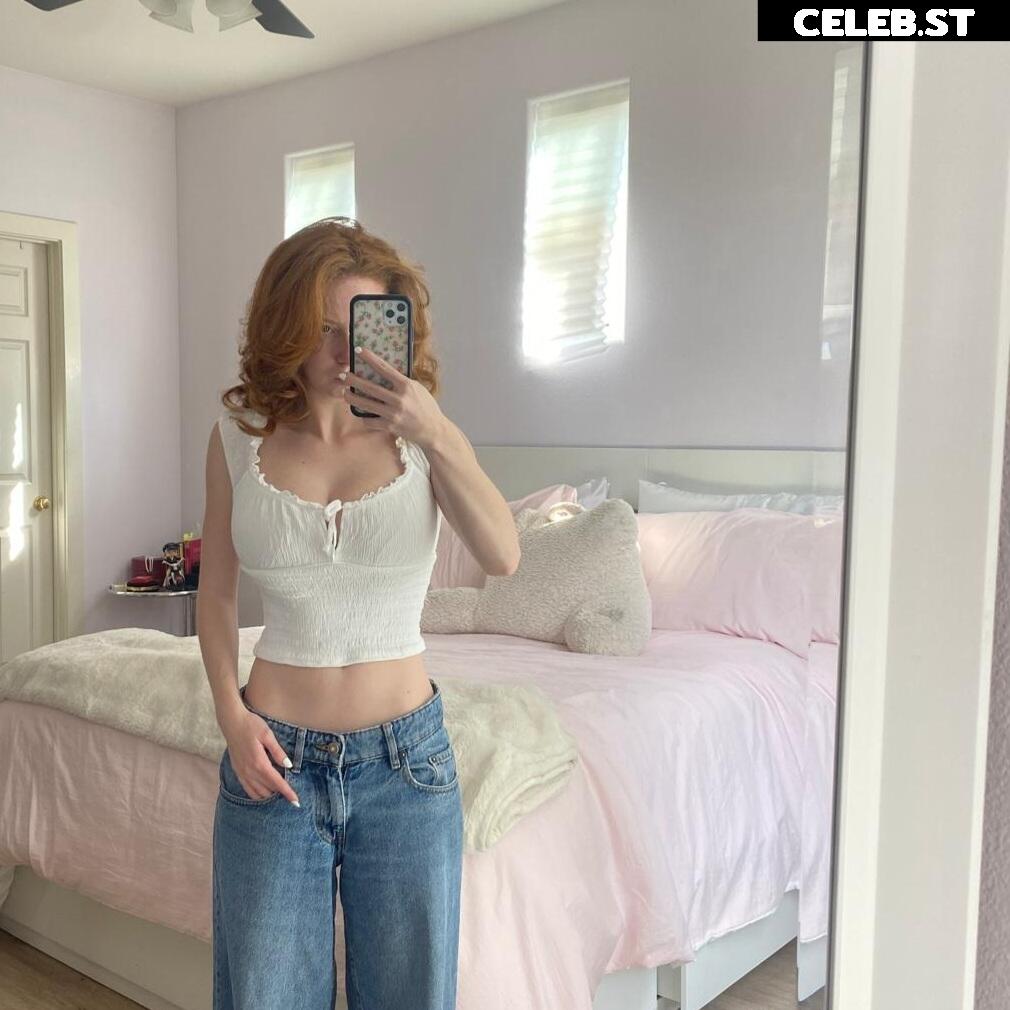 Francesca Capaldi (18) Image 23474384