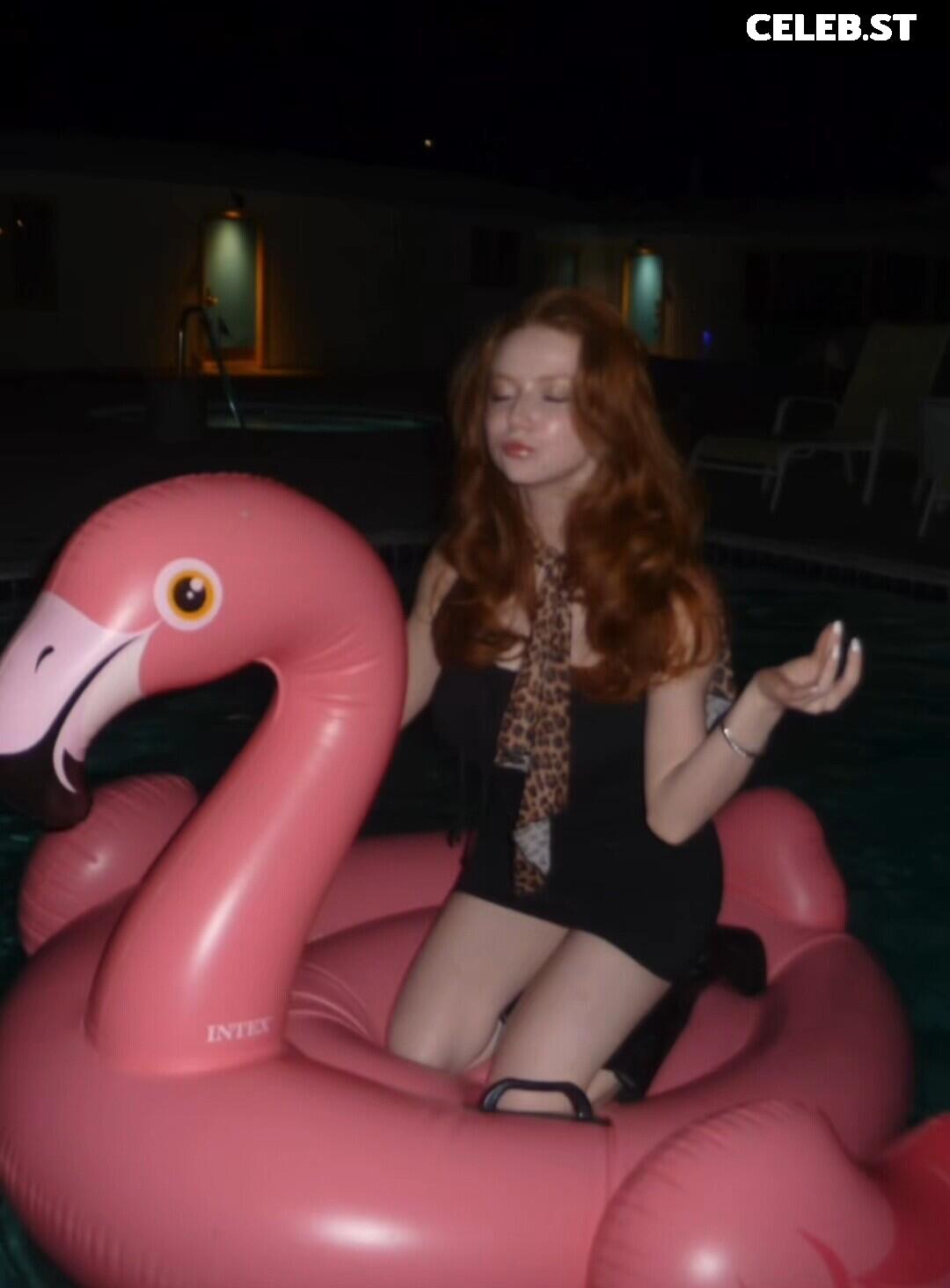 Francesca Capaldi (18) Image 23474305
