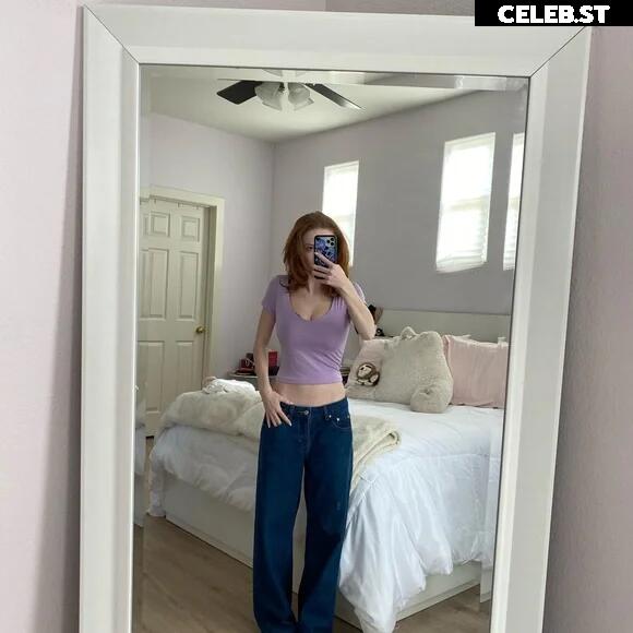 Francesca Capaldi (18) Image 23474361