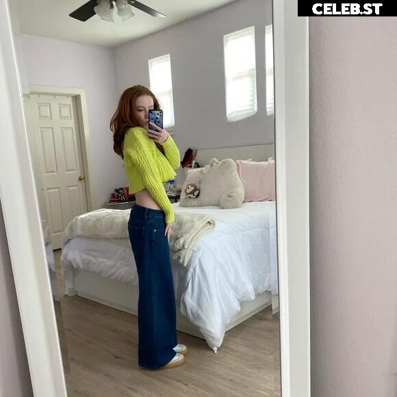 Francesca Capaldi (18) Image 23474368