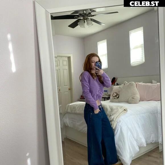 Francesca Capaldi (18) Image 23474358